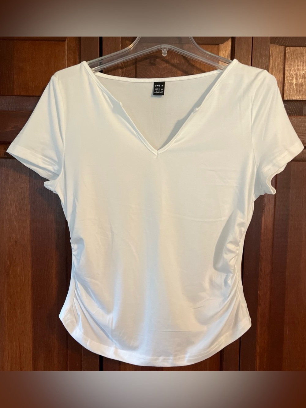 SHEIN White V-Neck Short Sleeve Ruched Side Top